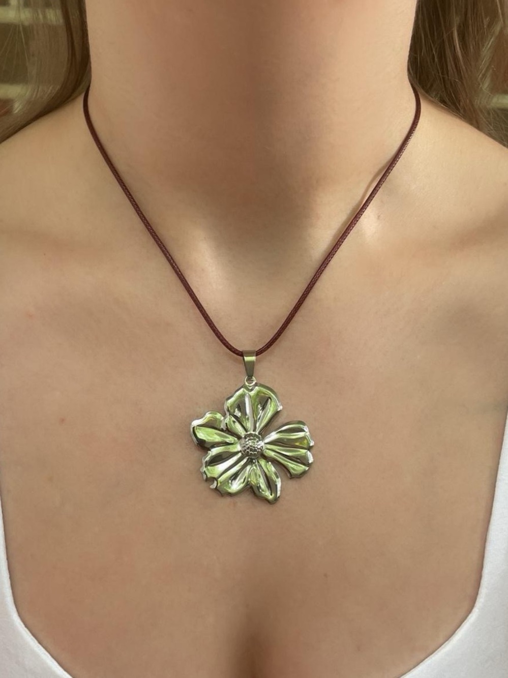 Silver-tone Flower Pendant Necklace